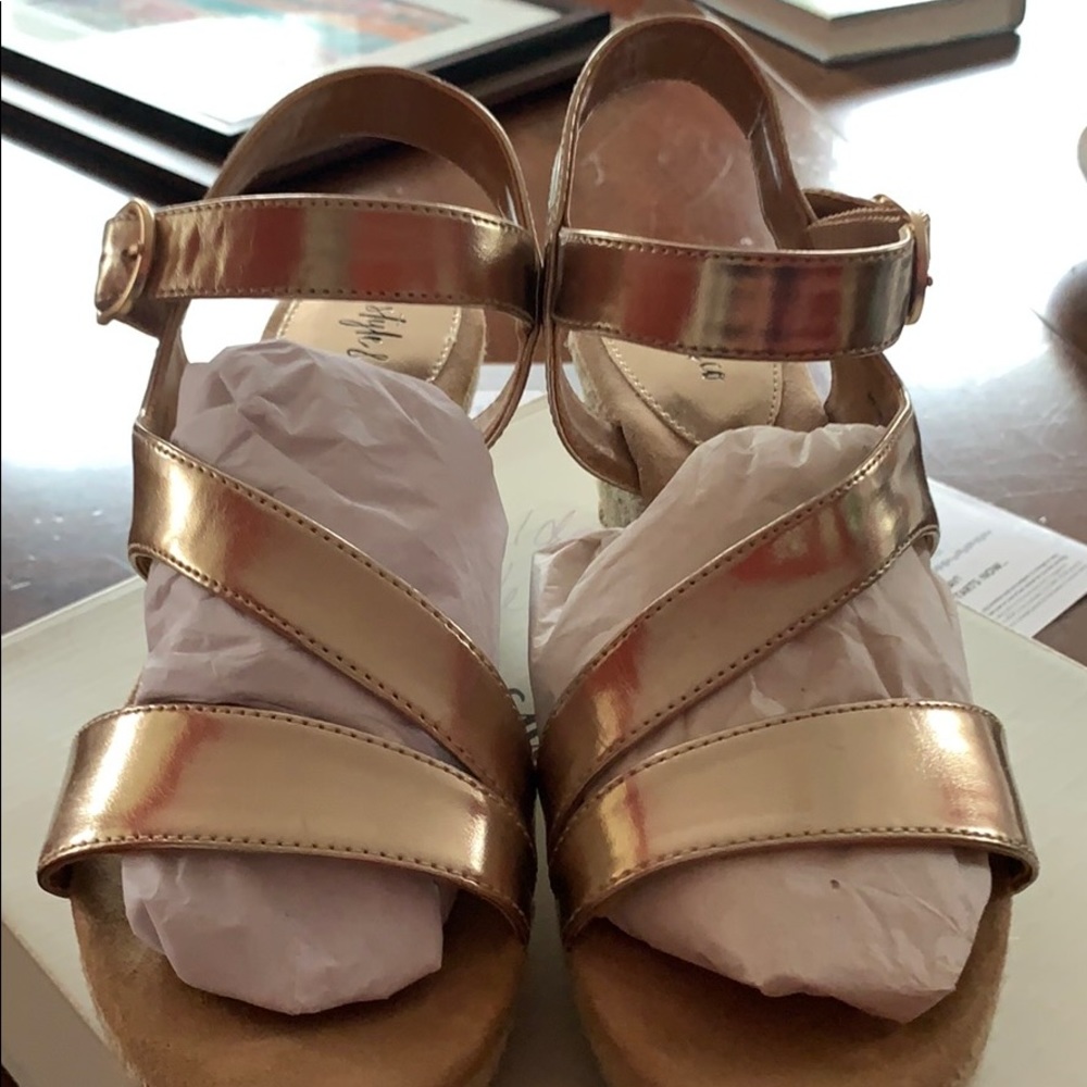 Gold style and co wedges